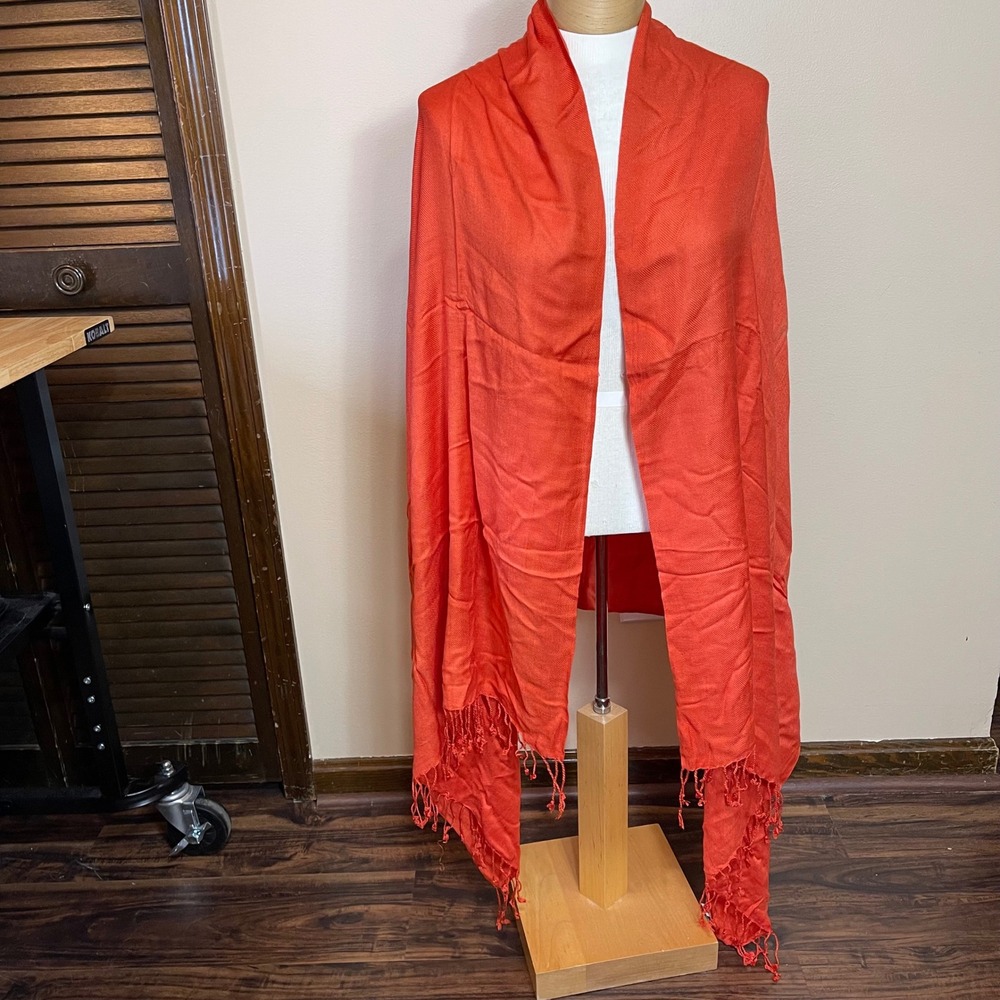 NEW Bijoux Terner Red Pseudo Pashmina Scarf Wrap Fringed Rayon Viscose Solid